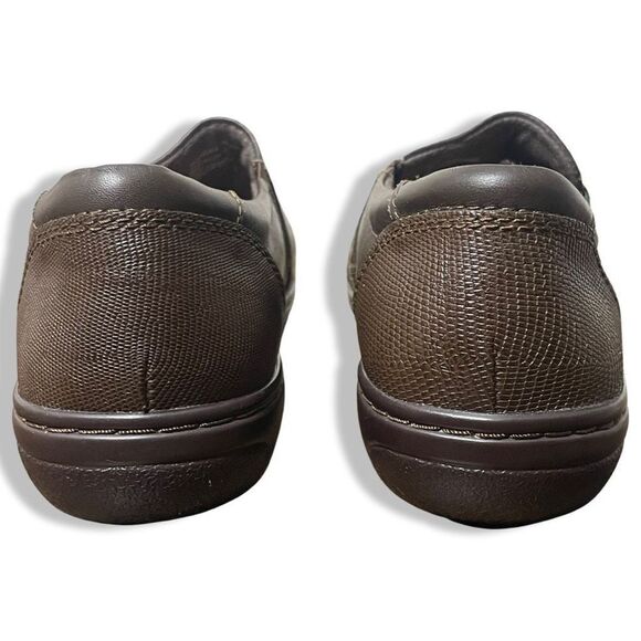 EARTH ORIGINS Glendale Gabrielle Womens Brown Leather Loafer, Size 7.5 - Picture 5 of 10